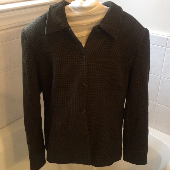 Jones Wear Jackets & Blazers - Olive green blazer